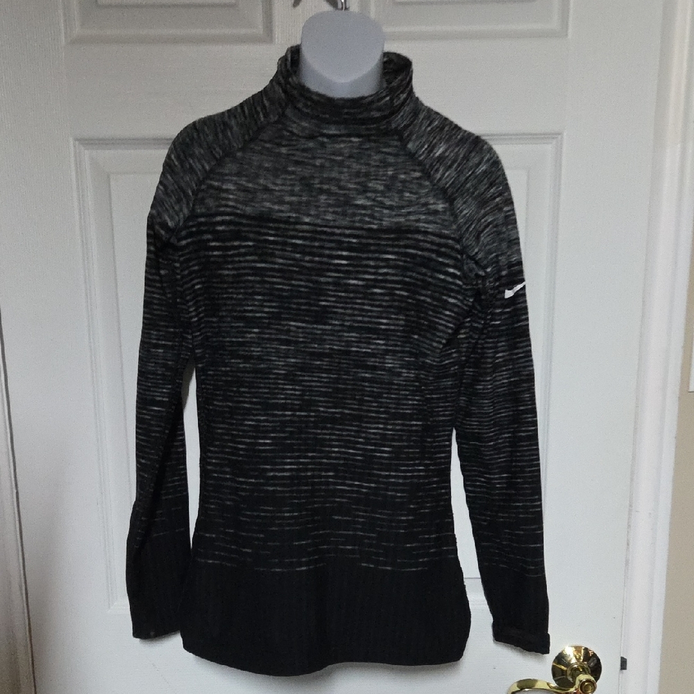 Nike Women's Charcoal and Black Turtleneck Sweater Sz L